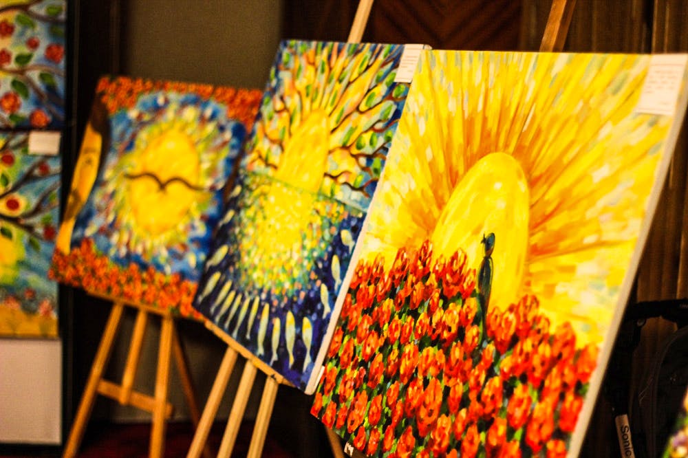 نقاش از "کلمات مکنونه" الهام می‌گیرد