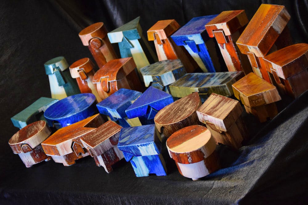 Pottery on theme of “Unity in Diversity”