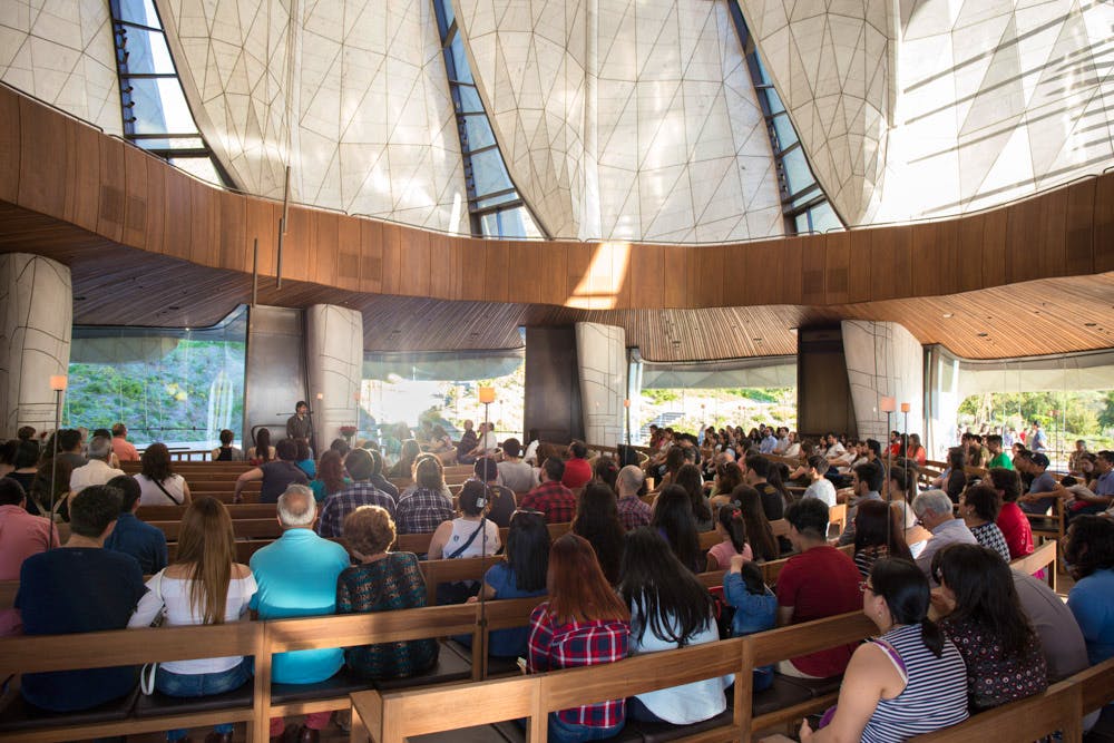 Exposición en la Casa de Adoración