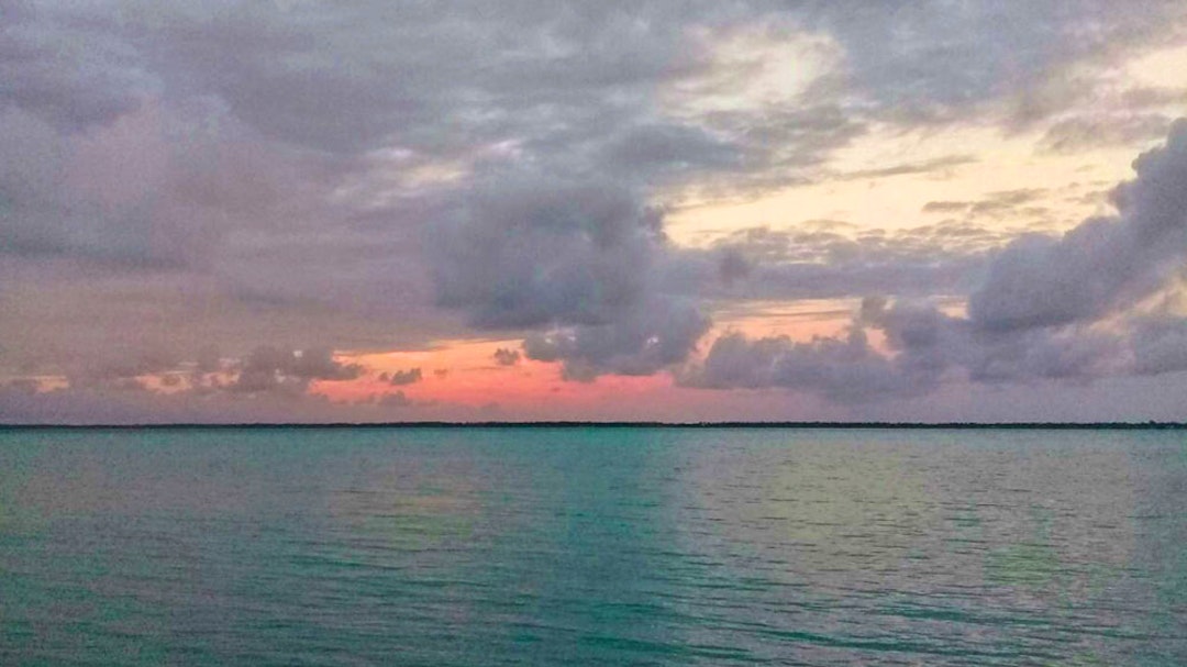 Закат в Кирибати отмечает начало двухсотлетия