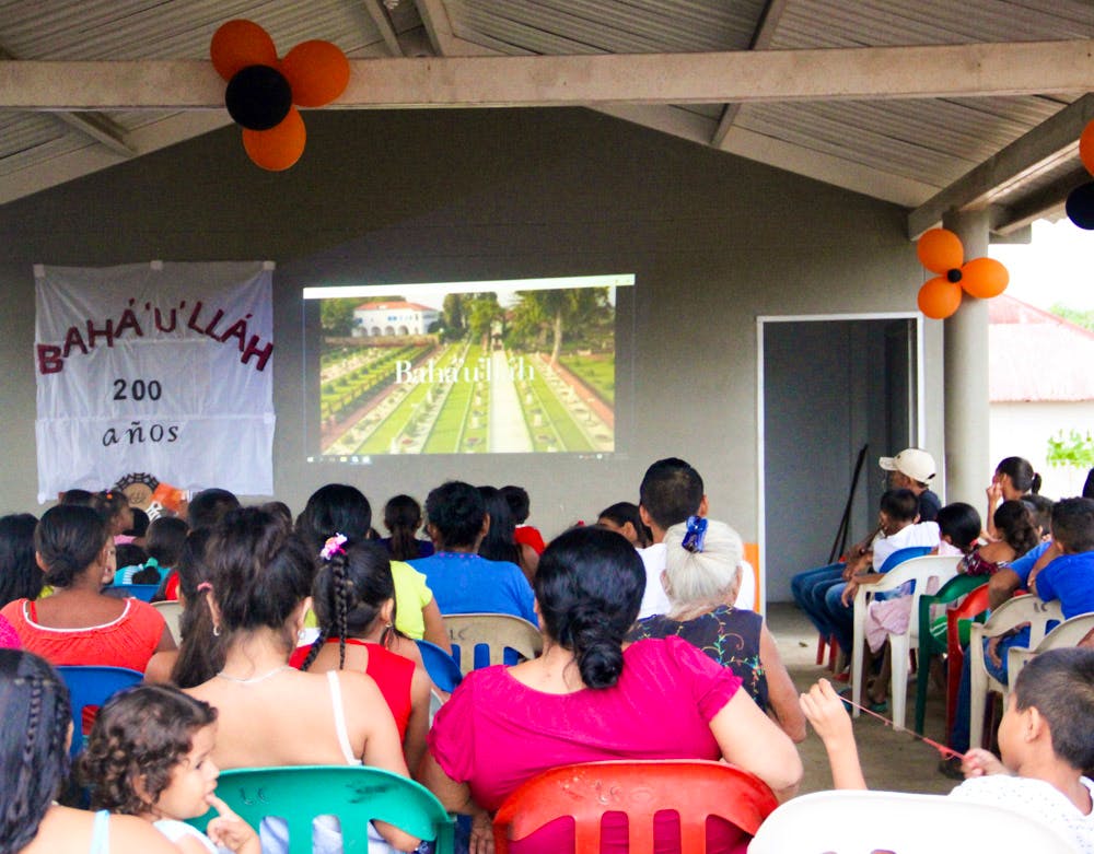 برگزاری جشن‌ در لس کاستیلوس