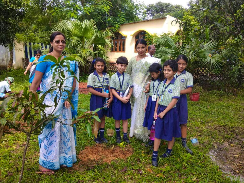 در هندوستان، جشن‌های دویستمین سالگرد الهام بخش روحیۀ خدمت و امور خیریّه شده است