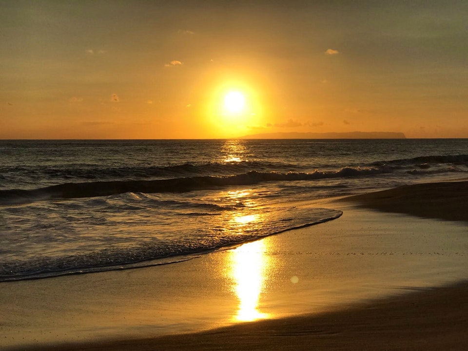С заходом солнца  на Гавайях, завершается празднование двухсотлетия
